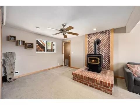 Living - 811 Table Mountain Ct, Windsor, CO 80550 photo 1 of 2