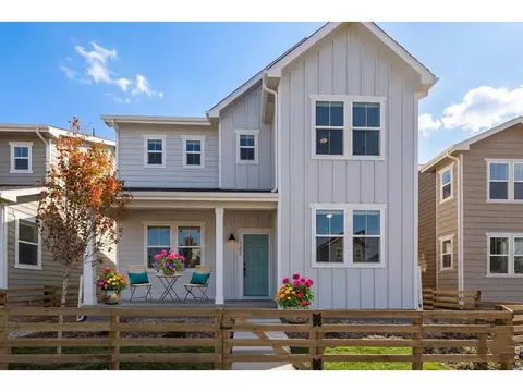 765 Nob Hill Ln, Fort Collins, CO 80524