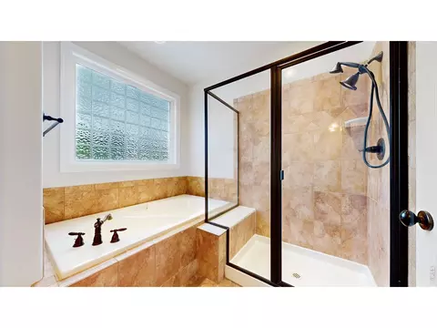 Bath - 313 Telluride Dr, Windsor, CO 80550 photo 2 of 3