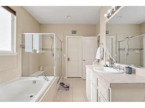 Bath - 2084 Bayfront Dr, Windsor, CO 80550 photo 1 of 4