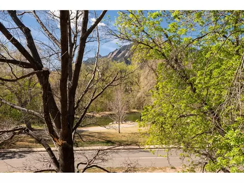 View/Area - 812 Walnut St #F, Boulder, CO 80302 photo 1 of 2