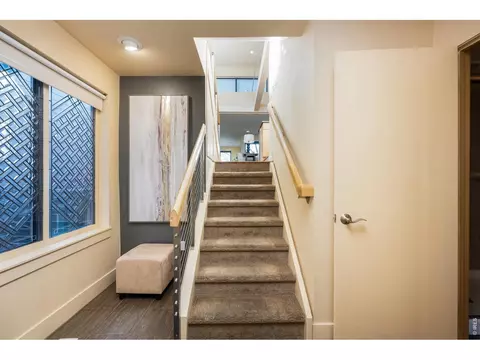Entry Way - 812 Walnut St #F, Boulder, CO 80302 photo 2 of 3