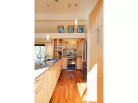 Kitchen - 812 Walnut St #F, Boulder, CO 80302 photo 7 of 7