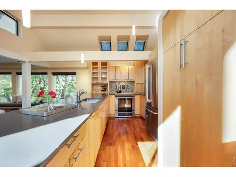 Kitchen - 812 Walnut St #F, Boulder, CO 80302 photo 3 of 7