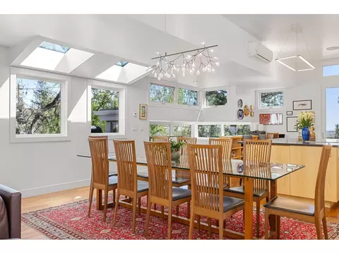 Dining - 3123 3rd St, Boulder, CO 80304 photo 2 of 2