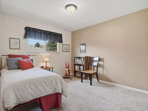 Bedroom - 370 10th St, Windsor, CO 80550 photo 3 of 7