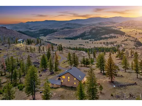 520 Isaac Ln, Bellvue, CO 80512