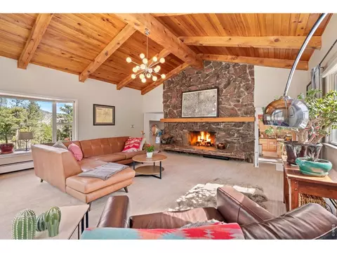 526 Brook Rd, Boulder, CO 80302