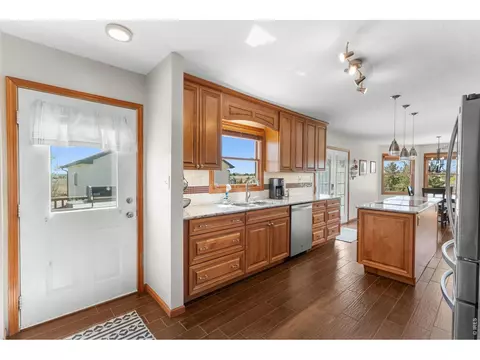 Kitchen - 108 Bothun Rd, Berthoud, CO 80513 photo 6 of 8