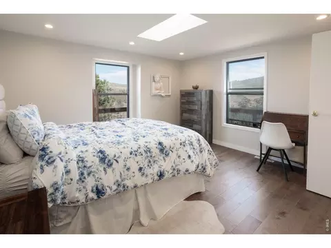 Bedroom - 656 Jasper Dr, Lyons, CO 80540 photo 3 of 7