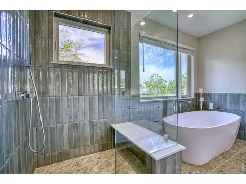 Bath - 375 Bates Ave, Boulder, CO 80305 photo 1 of 4
