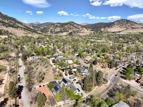View/Area - 1321 9th St #A, Boulder, CO 80302 photo 3 of 8
