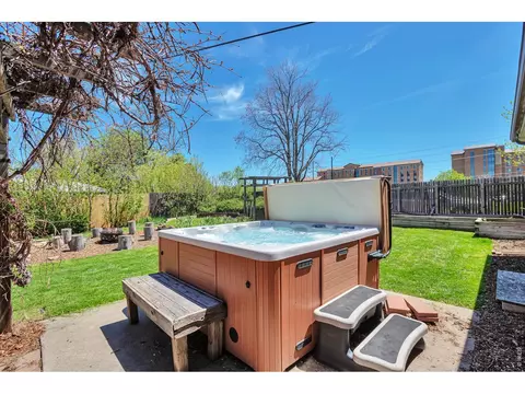 Exterior - 700 33rd St, Boulder, CO 80303 photo 8 of 12