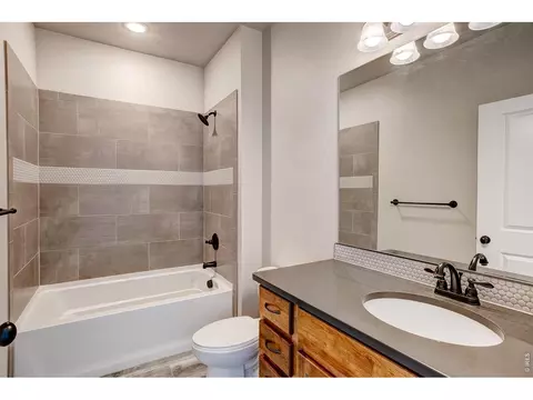 Bath - 6672 Crystal Downs Dr #207, Windsor, CO 80550 photo 3 of 4