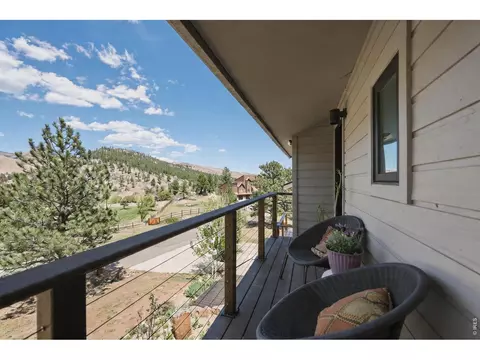 Exterior - 2706 Crestridge Ct, Boulder, CO 80302 photo 8 of 10