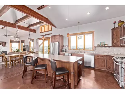 Kitchen - 399 Northview Rd, Berthoud, CO 80513 photo 3 of 3