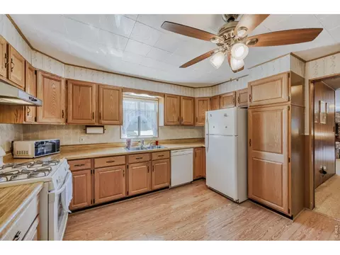 Kitchen - 105 Maple St, Frederick, CO 80530 photo 4 of 5