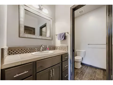 Bath - 820 13th St, Berthoud, CO 80513 photo 2 of 3