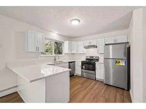 1225 S Coffman St, Longmont, CO 80501