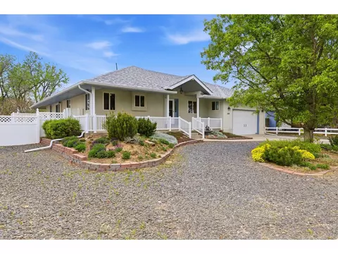 2407 52nd Ave Ct, Greeley, CO 80634