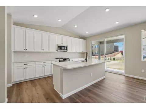 Kitchen - 24406 E 35th Dr, Aurora, CO 80019 photo 2 of 2