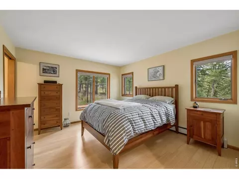 Bedroom - 733 Lakeshore Dr, Boulder, CO 80302 photo 1 of 4