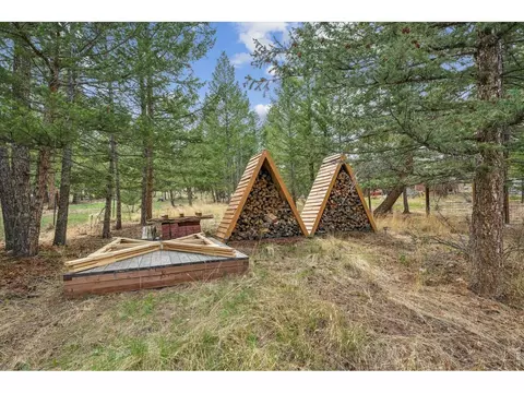 Exterior - 733 Lakeshore Dr, Boulder, CO 80302 photo 9 of 13