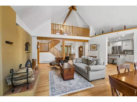 Living - 733 Lakeshore Dr, Boulder, CO 80302 photo 2 of 2