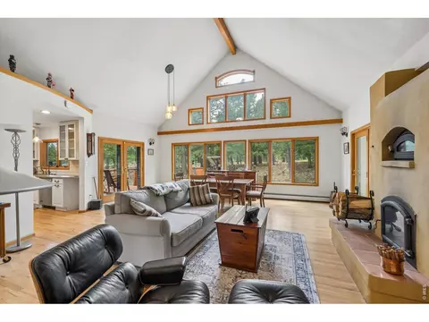 Living - 733 Lakeshore Dr, Boulder, CO 80302 photo 1 of 2