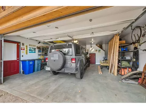 Exterior - 733 Lakeshore Dr, Boulder, CO 80302 photo 2 of 13