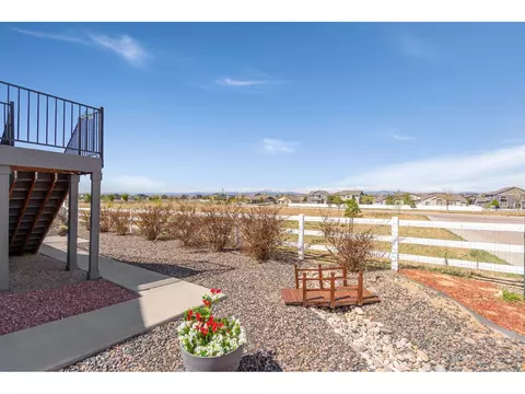 Exterior - 5486 Maidenhead Dr, Windsor, CO 80550 photo 11 of 11