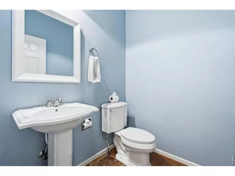 Bath - 123 Falcon Ln, Lyons, CO 80540 photo 1 of 5