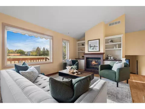 Living - 4575 Robinson Pl, Boulder, CO 80301 photo 5 of 9