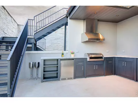 Kitchen - 3645 Cholla Ct, Boulder, CO 80304 photo 6 of 6