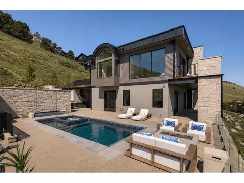 Exterior - 3645 Cholla Ct, Boulder, CO 80304 photo 7 of 11