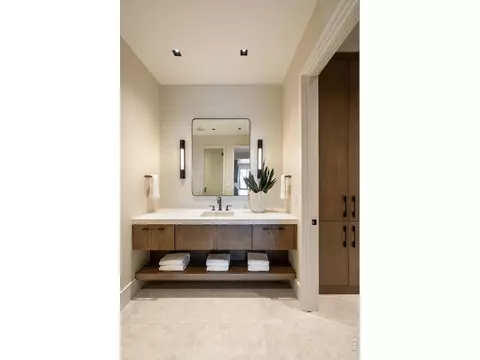 Bath - 3645 Cholla Ct, Boulder, CO 80304 photo 4 of 4