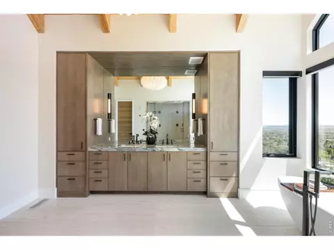 Bath - 3645 Cholla Ct, Boulder, CO 80304 photo 3 of 4