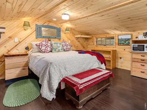 Bedroom - 3154 Riverside Dr, Lyons, CO 80540 photo 1 of 4
