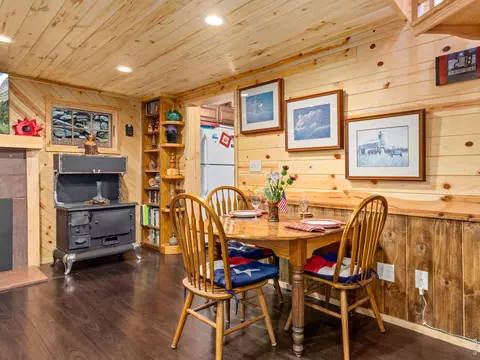 Dining - 3154 Riverside Dr, Lyons, CO 80540 photo 2 of 2