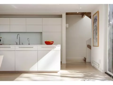Kitchen - 2535 Sumac Ave, Boulder, CO 80304 photo 2 of 2