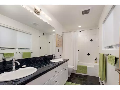 Bath - 2535 Sumac Ave, Boulder, CO 80304 photo 5 of 5
