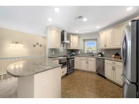 1205 Honeysuckle Ct, Windsor, CO 80550 photo 6