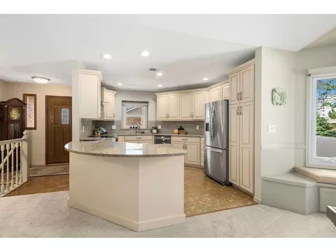 1205 Honeysuckle Ct, Windsor, CO 80550 photo 5