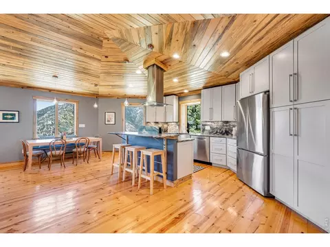 Kitchen - 80 Lookout Dr, Lyons, CO 80540 photo 2 of 4