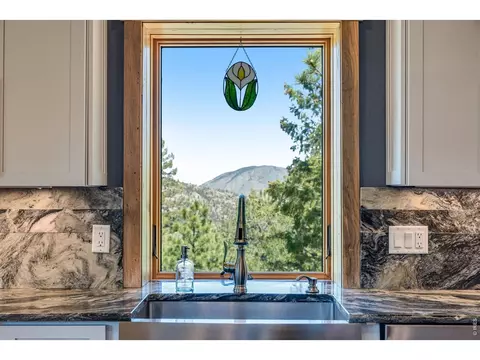 Kitchen - 80 Lookout Dr, Lyons, CO 80540 photo 4 of 4