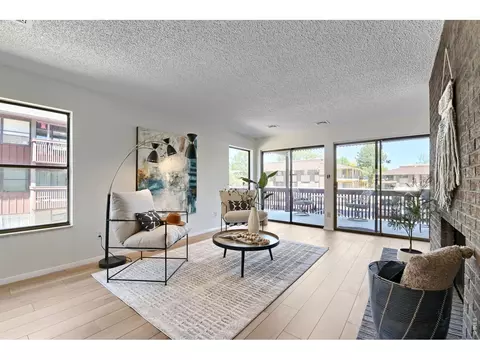 Living - 500 Manhattan Dr #D7, Boulder, CO 80303 photo 2 of 2