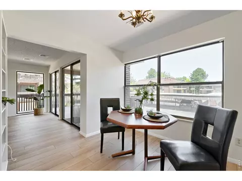 Dining - 500 Manhattan Dr #D7, Boulder, CO 80303 photo 1 of 2