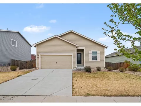 Exterior - 7253 Ellingwood Ave, Longmont, CO 80504 photo 6 of 6