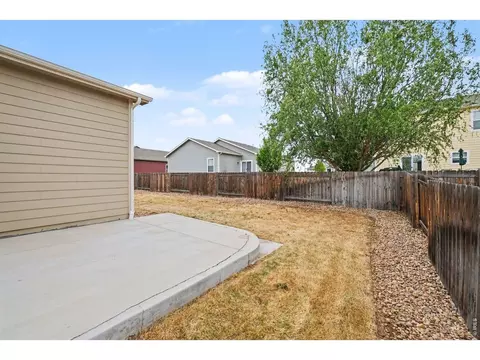 Exterior - 7253 Ellingwood Ave, Longmont, CO 80504 photo 4 of 6
