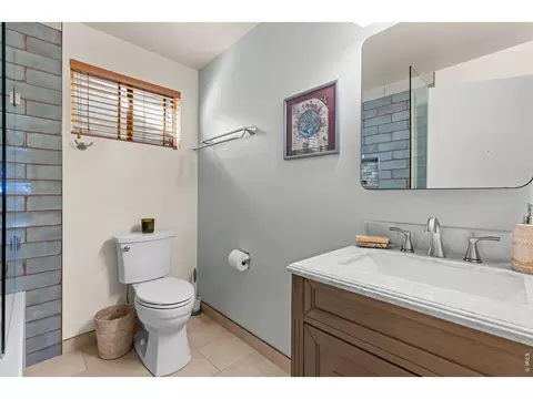 Bath - 8563 Middle Fork Rd, Boulder, CO 80302 photo 4 of 4